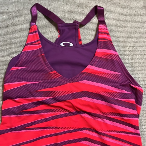Oakley Layered Athletic Tank Top - Picture 3 of 7